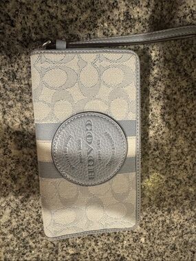 Coach baby blue  Signature Canvas Wristlet with Striped Detail